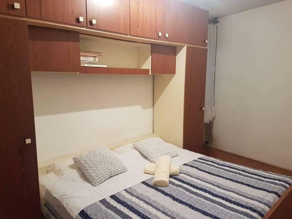Apartman Mladenka Lejlighed Crikvenica Eksteriør billede